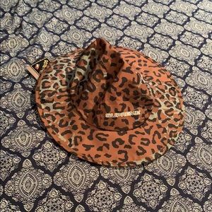 Supreme goretex swamp hat